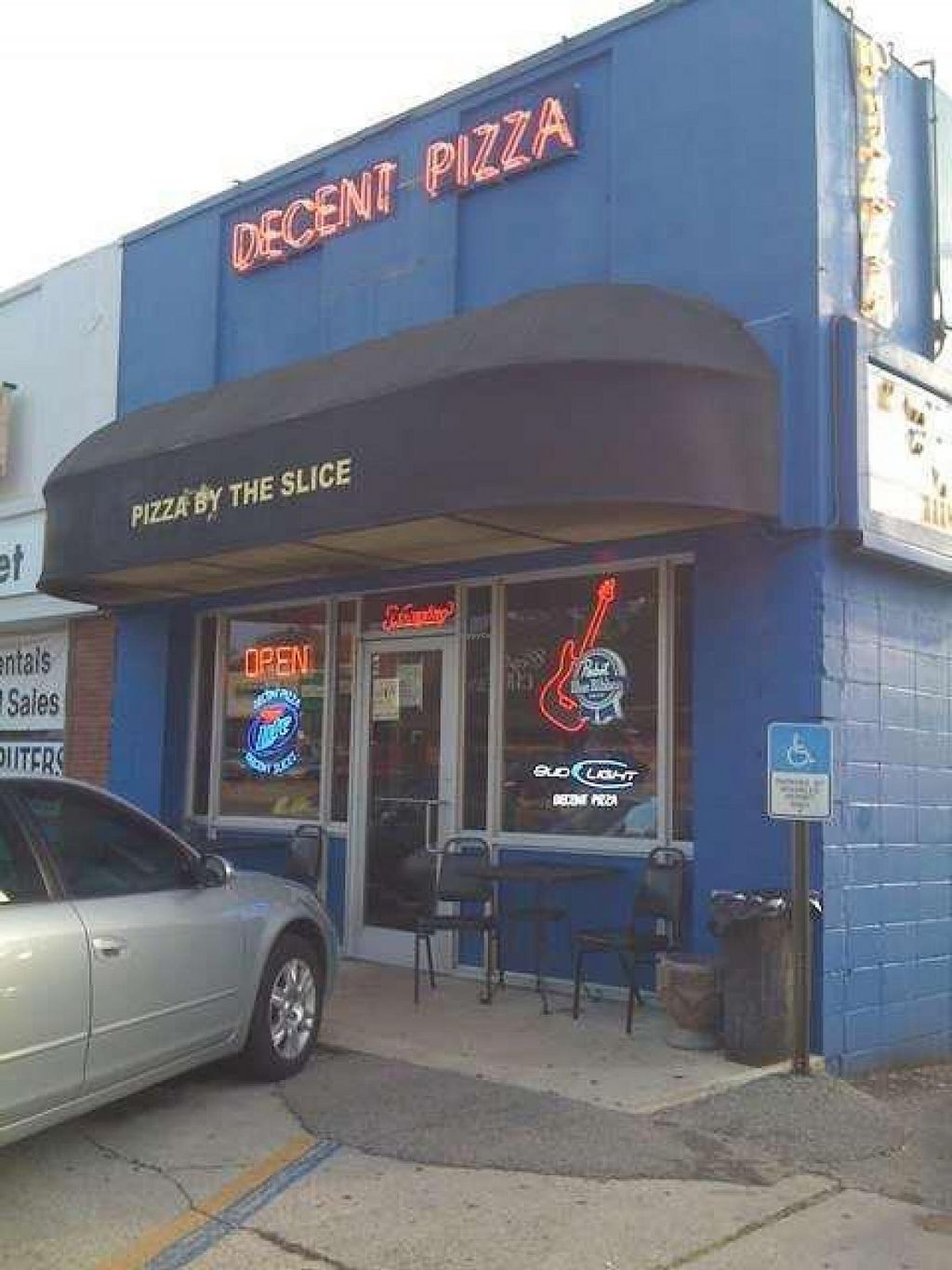 Decent Pizza Tallahassee Florida Restaurant HappyCow