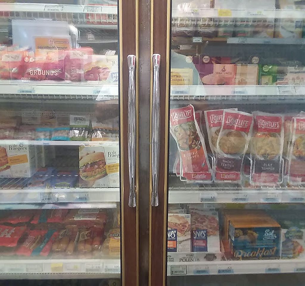 Eats Natural Foods Coop Blacksburg Virginia Health Store HappyCow