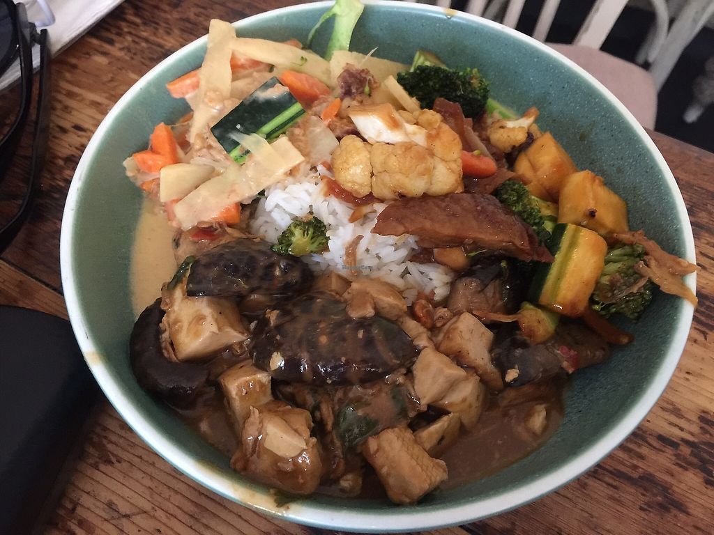 Thai Veggie Hutt Hobart Tasmania Restaurant HappyCow