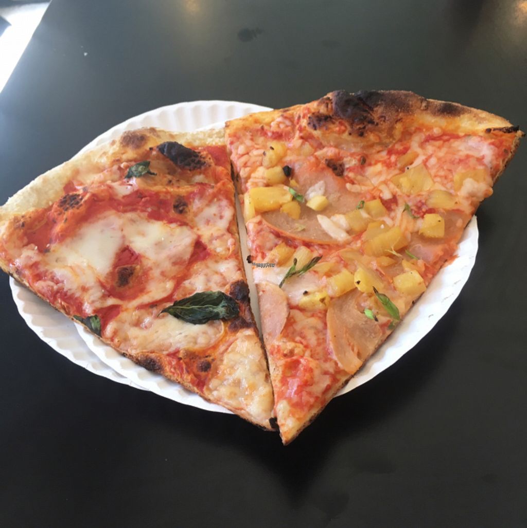 CLOSED: Screamer's Pizzeria - Greenpoint - Brooklyn New York Restaurant