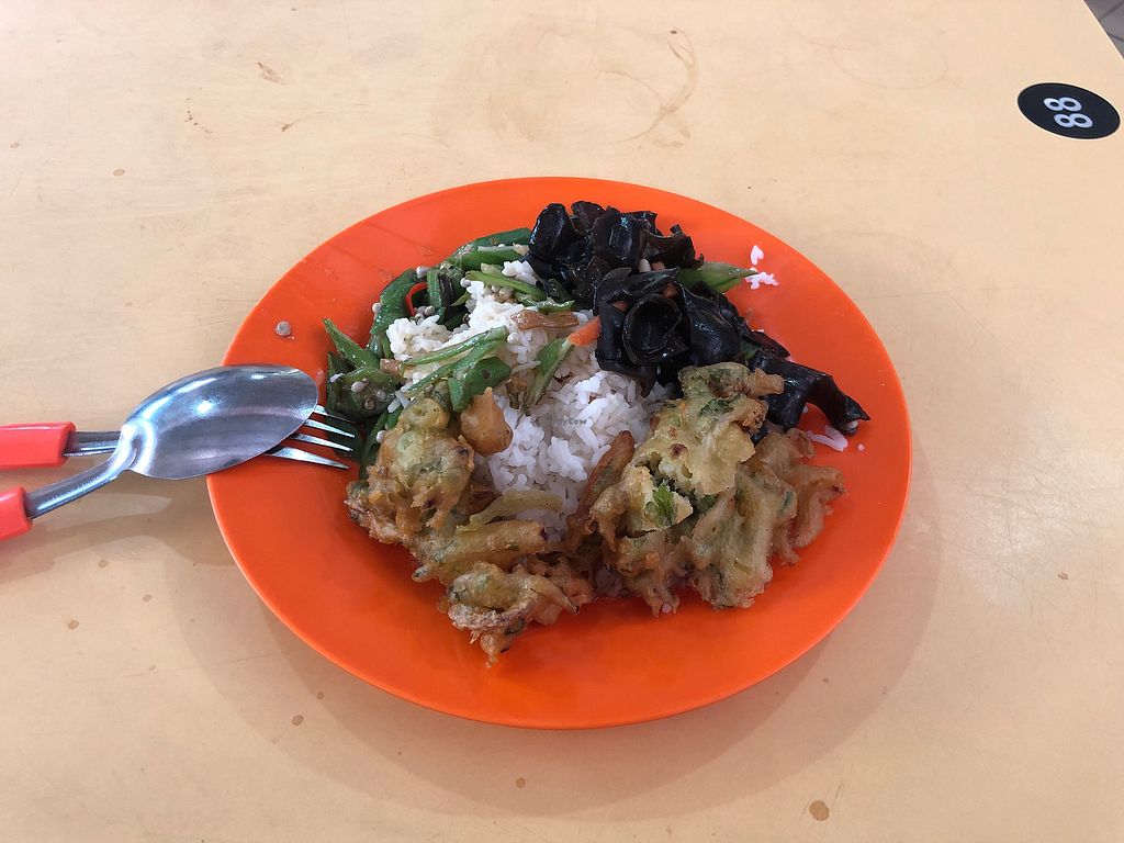 Qi Shan Zai Vegetarian Food Northeast Singapore Restaurant Happycow qi shan zai vegetarian food northeast