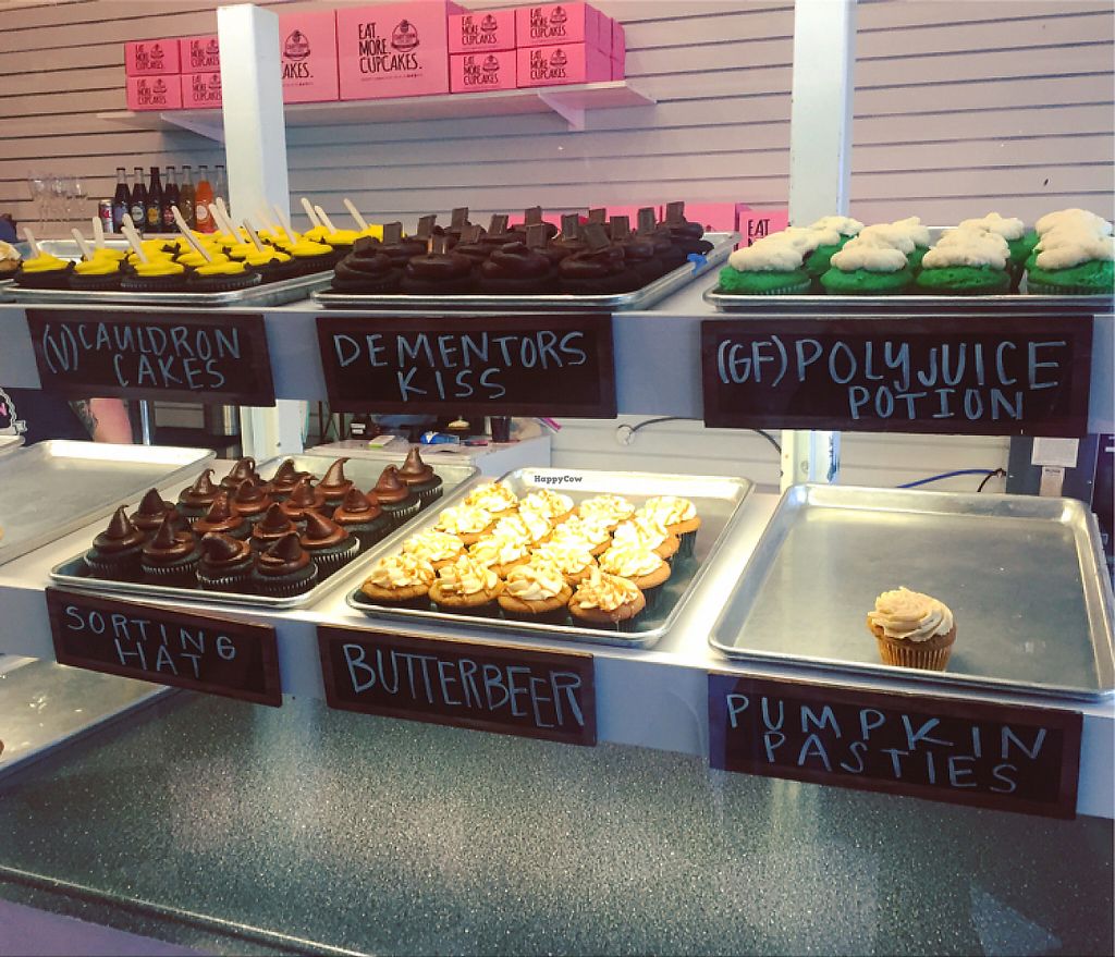 Carytown Cupcakes Richmond Virginia Bakery HappyCow