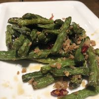 French beans at Zǎozǐ Shù - Vegetarian Life Style - HuaiHai in Shanghai