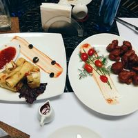 cauliflower tempura and tofu roll! yumm!  at Ananda in Tehran