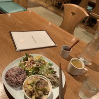 Lunch Set for 850¥ at Green Earth in Osaka