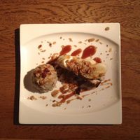 Cake w/ ice cream at Green Earth in Osaka