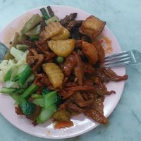 Huge buffet all vegan at Ee Beng Vegetarian Food 毅明素食 in Penang