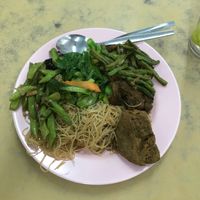 lunch at Ee Beng Vegetarian Food 毅明素食 in Penang