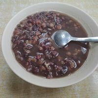 Red bean with barley soup dessert at Ci Hang 慈航 in Central Singapore
