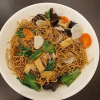 Crispy noodle at Greenland Vegetarian Restaurant 菩提林 in Northeast Singapore