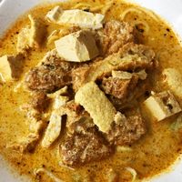 Laksa curry noodles  at Su Shi Piao Xiang 素食飘香 - Fortune Centre in Central Singapore