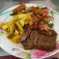 Rice, faux-meat and tofu at Youta Jay Vegetarian Food in Ayutthaya