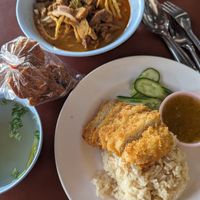 khao soi and fried chicken at Chamlong's / The Vegetarian Society Chatuchak in Bangkok