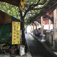 This is the alleyway  at Kaodaeng - Kaeng Rawn in Bangkok