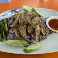 Vegan duck with rice 😍 at Rabiengboon - MBK in Bangkok