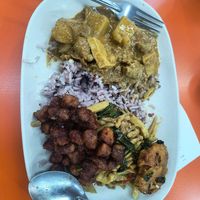 Rice with 3 toppings at Rabiengboon - MBK in Bangkok