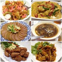 Trying to remember the name of the dishes..
1. Yentafo noodle soup
2. crab yellow curry
3. Some mock meat
4. Fish soup
5. fried sausages
6. Wan ton? Not sure

All tasty!!! at Ruyi Vegetarian in Bangkok