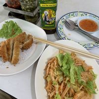 Pad Thai and fried mock chicken at Ruyi Vegetarian in Bangkok