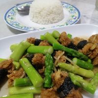 Asparagus and tofu at Ruyi Vegetarian in Bangkok