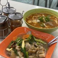 Lard na + Tom yum soup at Num Heng Vegetarian in Hat Yai