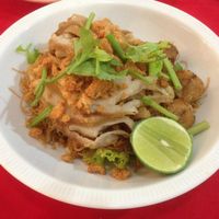 fried noodle with veg chicken at Five Star J Restaurant in Pattaya