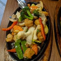 Chicken hot plate at Utopia Vegan in Dickson