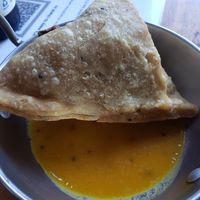 Vegan samosa and mango chutney at Cardamom Pod in Byron Bay