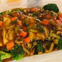 I counted 7-8 pieces of tofu.  at Mother Chu's Vegetarian Kitchen in Sydney