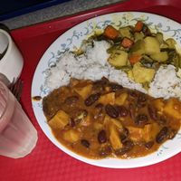 Curry and sticky date pudding at Crossways in Melbourne