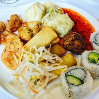 Self-composed buffet plate   at Xu's Cooking in Vienna