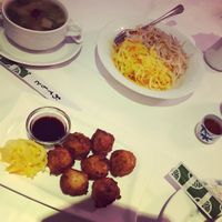 Appetizers at Xu's Cooking in Vienna