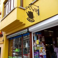 Den Teepot at Den Teepot in Brussels