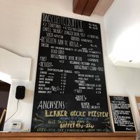 Menu board at Lekker GEC in Ghent