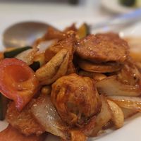 Chicken and Cashew in Yellow Bean sauce. Very nice! at Loving Hut in North London