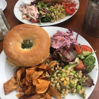 (Vegan) Zoo Burger & (Vegetarian) Chilli Burrito  at The Zoo in Hull