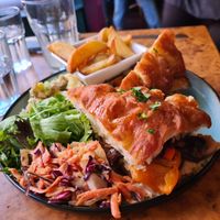 Focaccia, wedges and salad 😊  at Herbies in Exeter