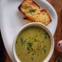 Pea soup & garlic bread at Herbies in Exeter