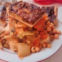 Hot buffet (couscous and pie) at Saveurs Bio in Toulouse