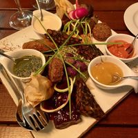 vegane Vorspeisenplatte  at Radieschen in Darmstadt