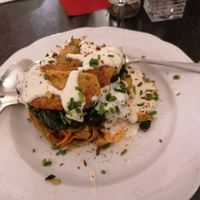 Bandnudeln mit Spinat und Tempeh at Hiller in Hannover