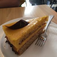mango cake (not vegan) at Prinz Myshkin City in Munich