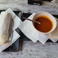 Coconut/tomato soup and Arabic roll at Lord in Dortmund