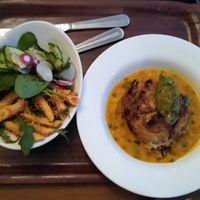 Potatoe Cake mit Salat at Cornucopia in Dublin