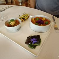 Square plate at Joia Alta Cucina Naturale in Milan