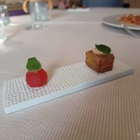 Amuse bouche at Joia Alta Cucina Naturale in Milan