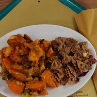 Farfalle con pesto di radicchio a dx at Centro Natura in Bologna
