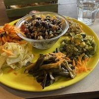 Large platter  at Amico Bio - Un Sorriso Integrale in Naples