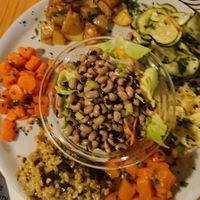 Vegan large plate at Amico Bio - Un Sorriso Integrale in Naples