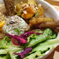 The "Sovabowl" made of vegetables, couscous and lemon-ginger-spinach spread. at Sovaga in Toulouse