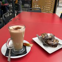 Cacao cappuccino and chocolate salami cake  at Jardin Urbano in Valencia
